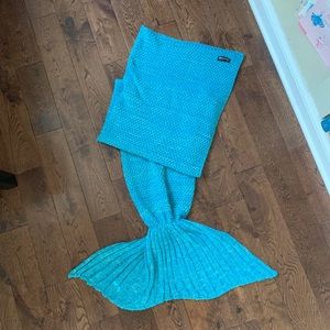 Mermaid tail blanket